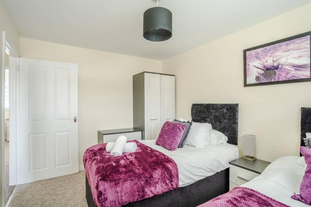 Off Road Parking, Smart Tv In Each Room! Swansea Luaran gambar