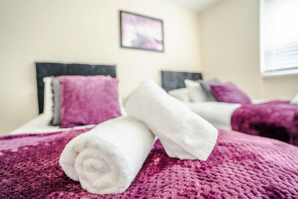Off Road Parking, Smart Tv In Each Room! Swansea Luaran gambar